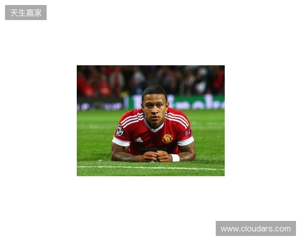 队长风范,曼联落后时B费利用肖疗伤时间来回指导大部分队友 队长风范,曼联落后时B费利用肖疗伤时间来回指导大部分队友